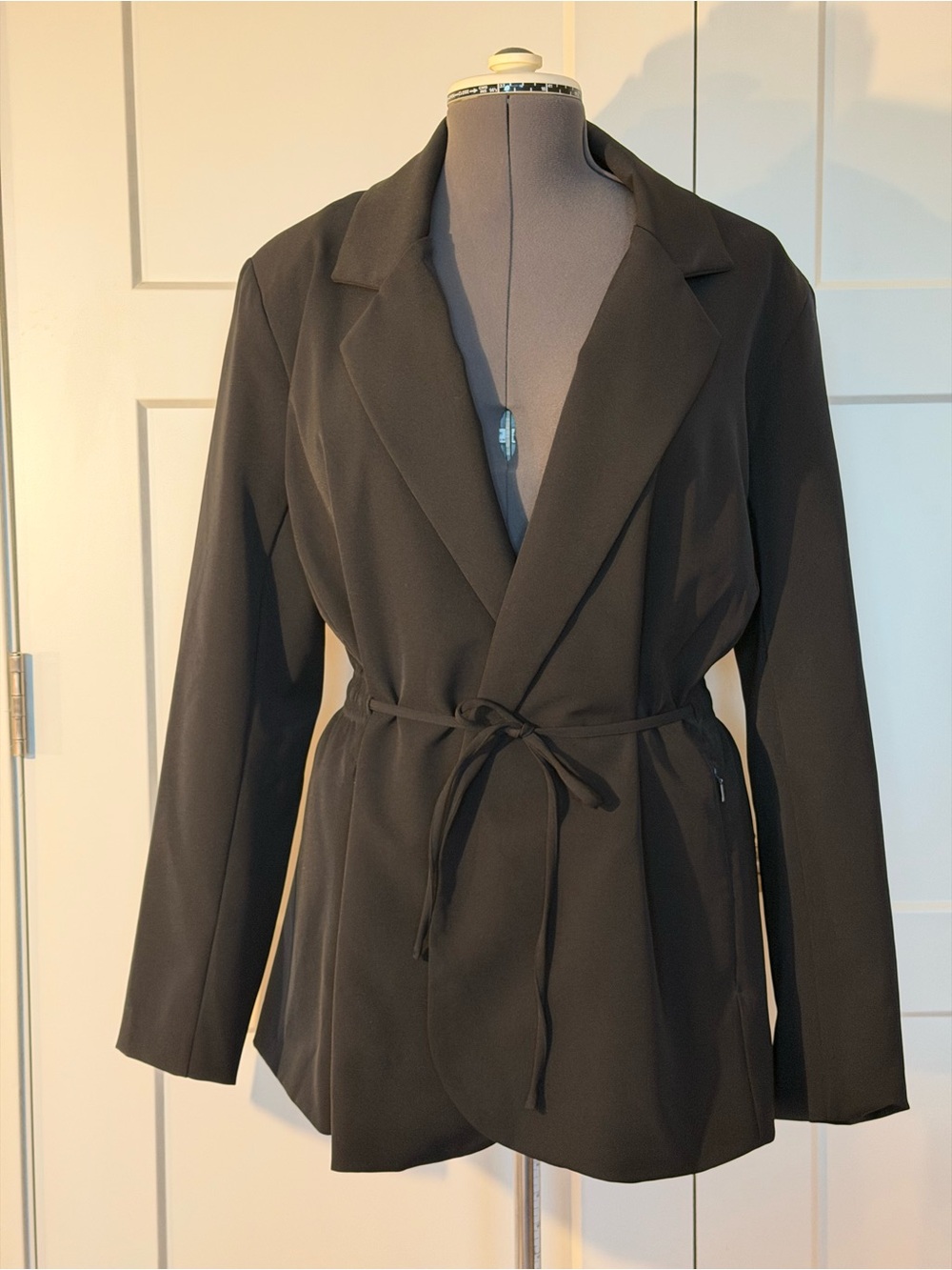 Athleta Black Tie-Waist Blazer Jacket
